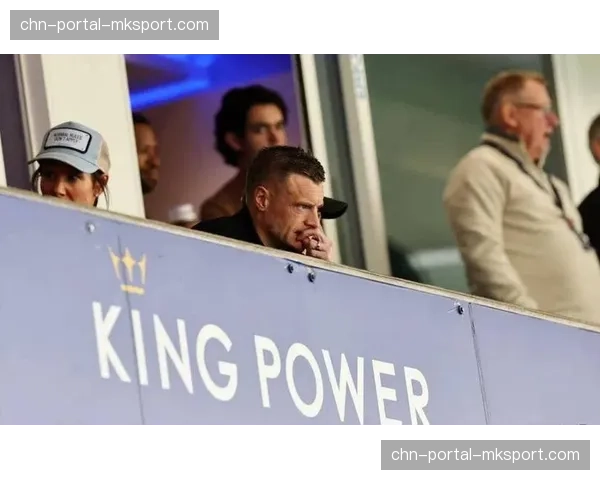 从莱斯特城到热刺：英超强弱秩序的重塑与奇迹的消逝